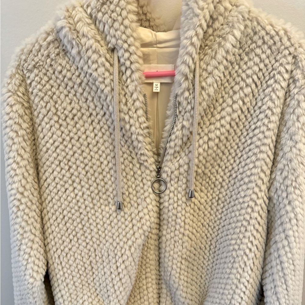 Heartloom faux fir bomber jacket size med cream color